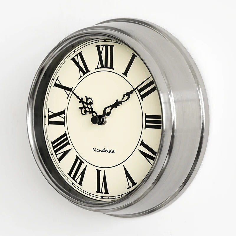 Classic Retro Wall Clock – product view 4