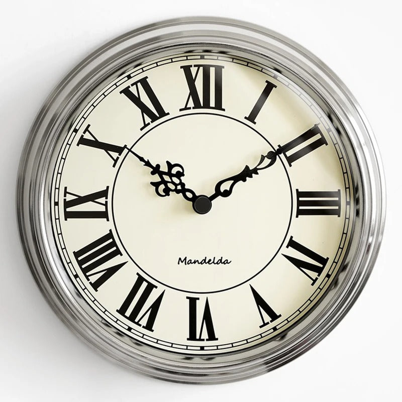 Classic Retro Wall Clock – product view 5
