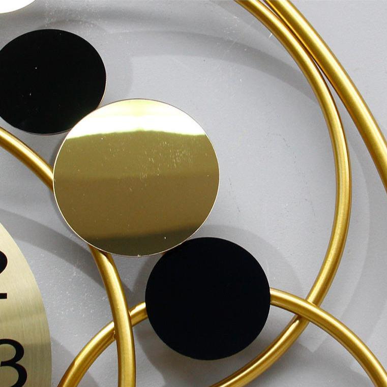 Dynamic Gold Circle Metal Wall Clock – product view 3