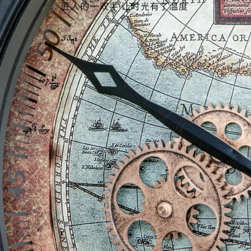 Gears Map Wall Clock – product view 4