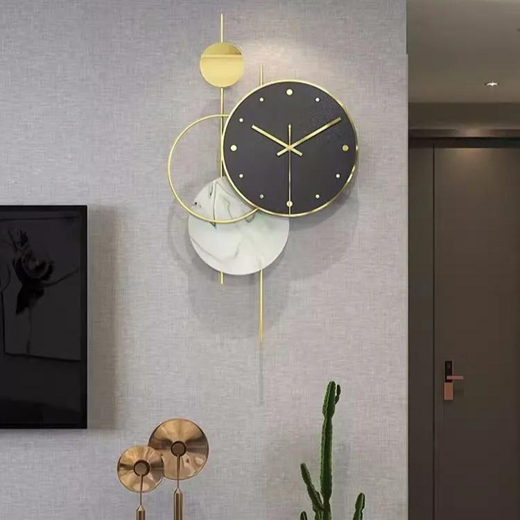 Gold Circle and Marble Wall Clock – product view 3