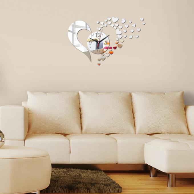 Golden Hearts Wall Clock – product view 3