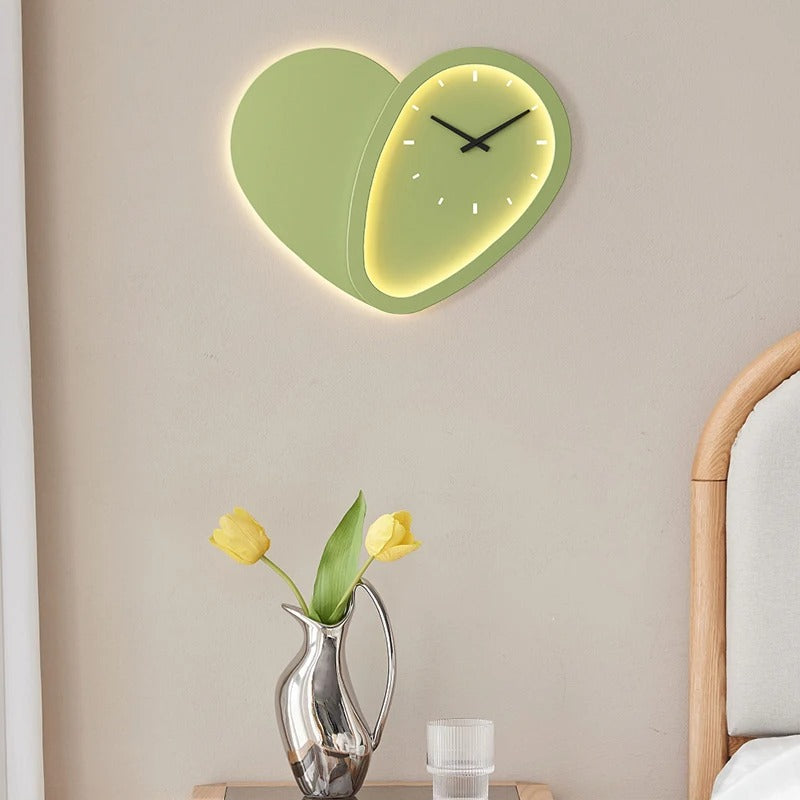 Heart LED Wall Clock – product view 6