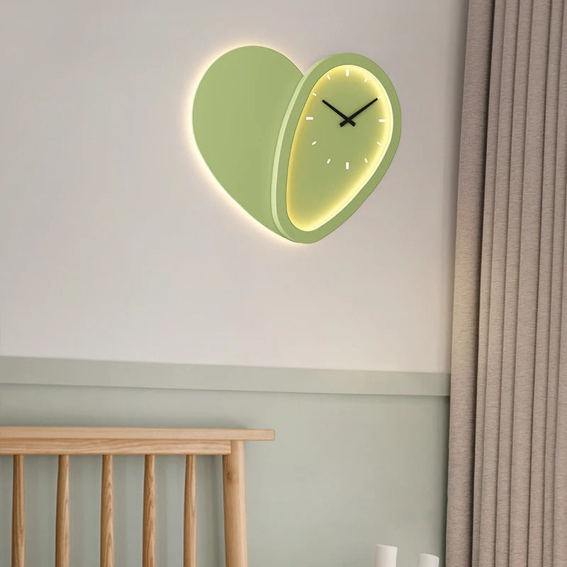 Heart LED Wall Clock – product view 7