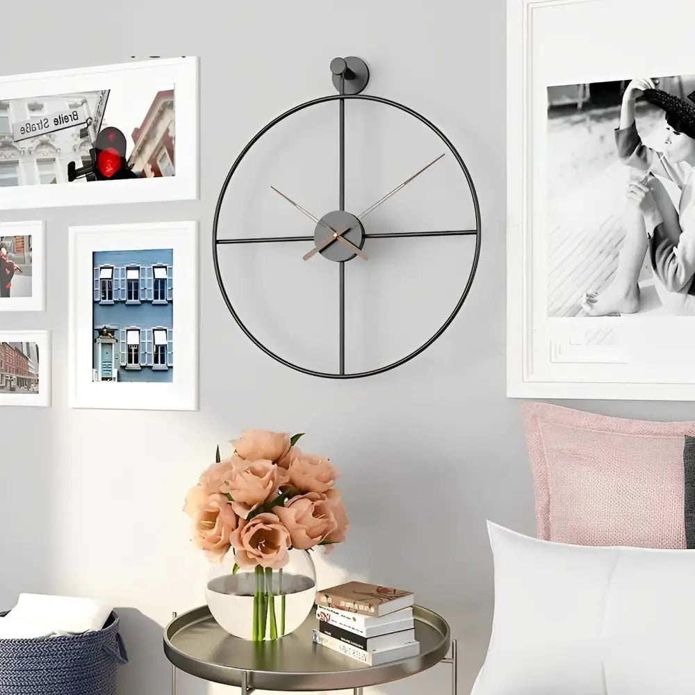 Crossed Circle Design Wall Clock – Gold