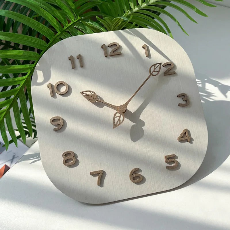 Leaf Design Wall Clock – product view 4
