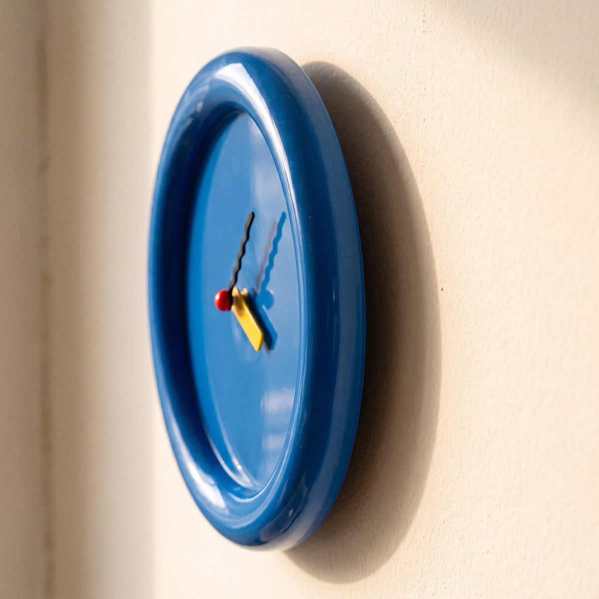 Minimalist Blue Dial Wall Clock – product view 4