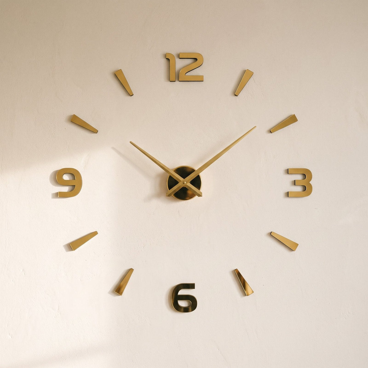 Minimalist Digital Wall Clock – product view 12