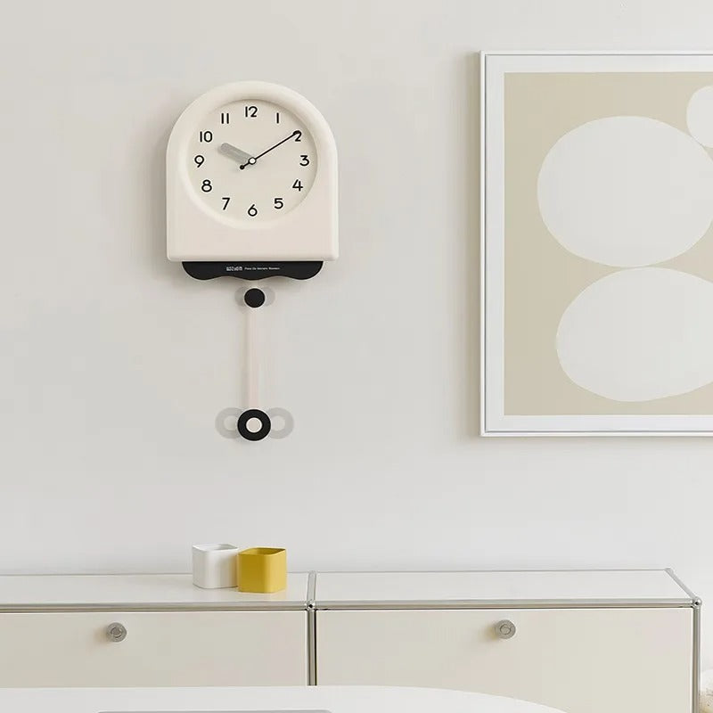 Minimalist Pendulum Wall Clock – product view 3