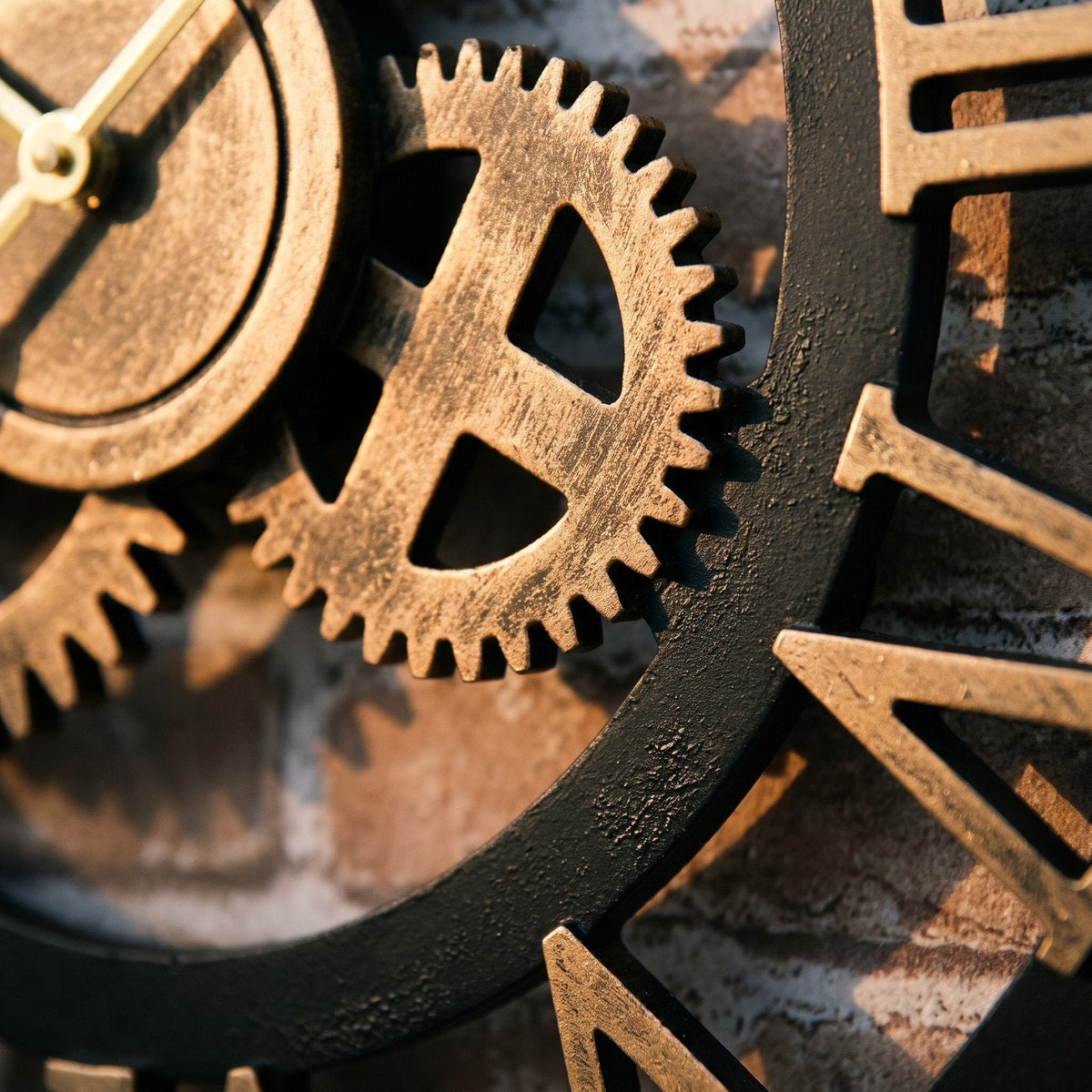 Vintage Gear Wall Clock – product view 3